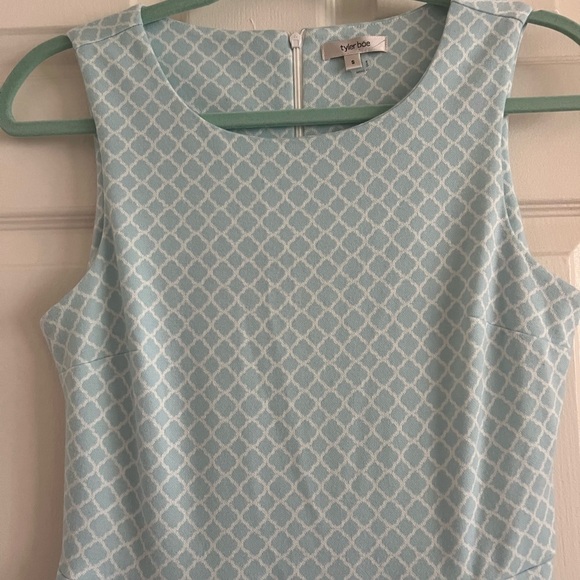 Tyler Boe knit sleeveless dress. Geometric pattern. EUC. Size small. - Picture 2 of 6